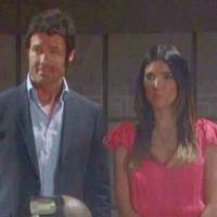 Steffy (Jacqueline MacInnes Wood) ne fait rien pour rassurer son père... Top Models, épisode 6137 (30 mars 2012, RTS)
