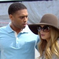 Marcus (Texas Battle) vient au secours de sa cousine. Top Models, épisode 6301 (15 novembre 2012, RTS)