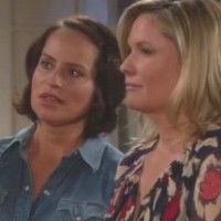 Danielle (Crystal Chappell) et Karen (Joanna Johnson): Les deux mamans de Caroline... Top Modèles, épisode 6325 (13 juin 2013, TVA)