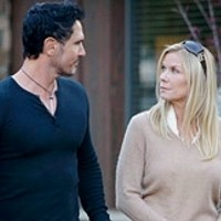 Une amitié serait-elle en train de naître entre Brooke (Katherine Kelly Lang) et Bill ? Amour, Gloire et Beauté, épisode 6443 (1 décembre 2014, FRANCE2)