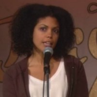 Maya (Karla Mosley) impressionne son public! Amour, Gloire et Beauté, épisode 6516 (13 mars 2015, FRANCE2)