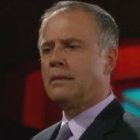 Wheeler (Mark Pinter) n'est pas content d'apprendre que Leslie a changé d'avis. Les Feux de l'Amour, épisode 4447 (19 février 2016, RTBF)