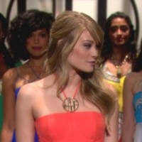 Qui mieux que Hope (Kimberly Matula) pourrait représenter la nouvelle collection? Top Modèles, épisode 6644 (17 septembre 2014, TVA)