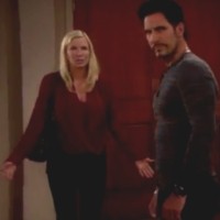 Brooke (Katherine Kelly Lang) et Bill veulent convaincre Katie. Top Modèles, épisode 6698 (3 décembre 2014, TVA)