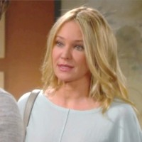 Sharon (Sharon Case) est prête à prendre tous les risques. Les Feux de l'Amour, épisode 10408 (9 mai 2014, CBS)