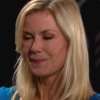 Brooke (Katherine Kelly Lang) est heureuse. Top Models, épisode 6829 (20 octobre 2015, RTL9)