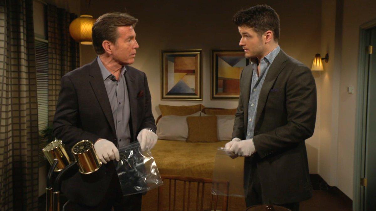 Jack (Peter Bergman) et Kyle espèrent trouver des preuves. Les Feux de l'Amour, épisode 12620 (18 mai 2023, CBS)