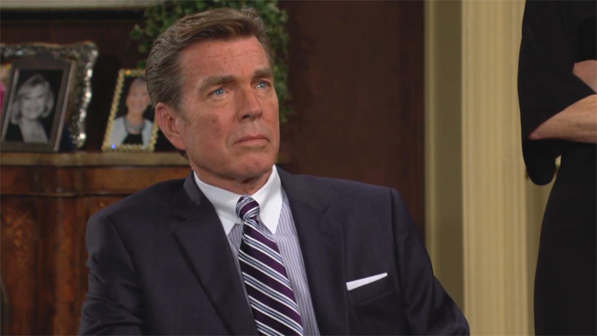 Jack (Peter Bergman) est inflexible avec Kyle. Les Feux de l'Amour, épisode 12657 (11 juillet 2023, CBS)