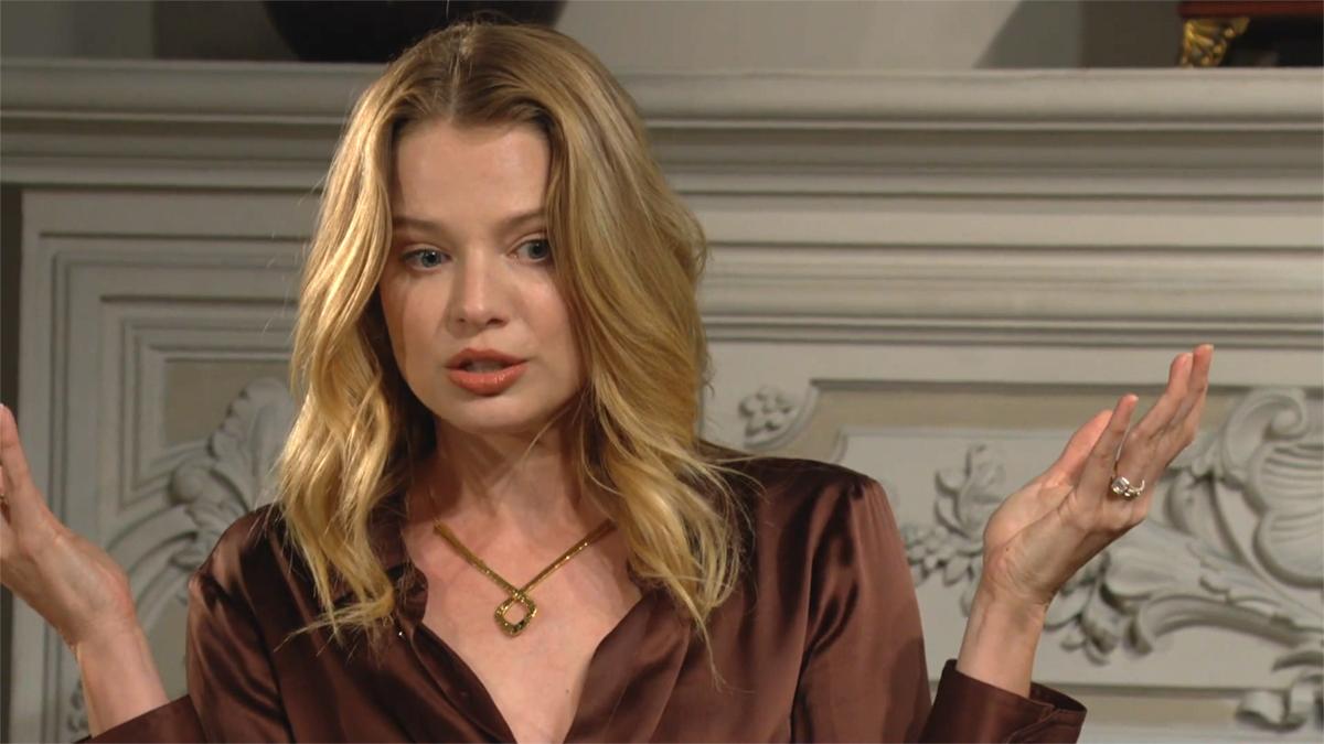 Summer (Allison Lanier) prend conscience de certaines choses concernant sa mère. Les Feux de l'Amour, épisode 12677 (8 août 2023, CBS)