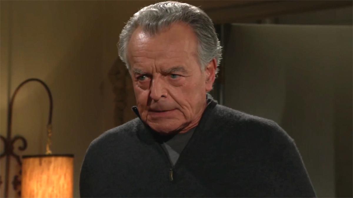 La décision de Jordan met Ian (Ray Wise) hors de lui. Les Feux de l'Amour, épisode 13039 (14 janvier 2025, CBS)