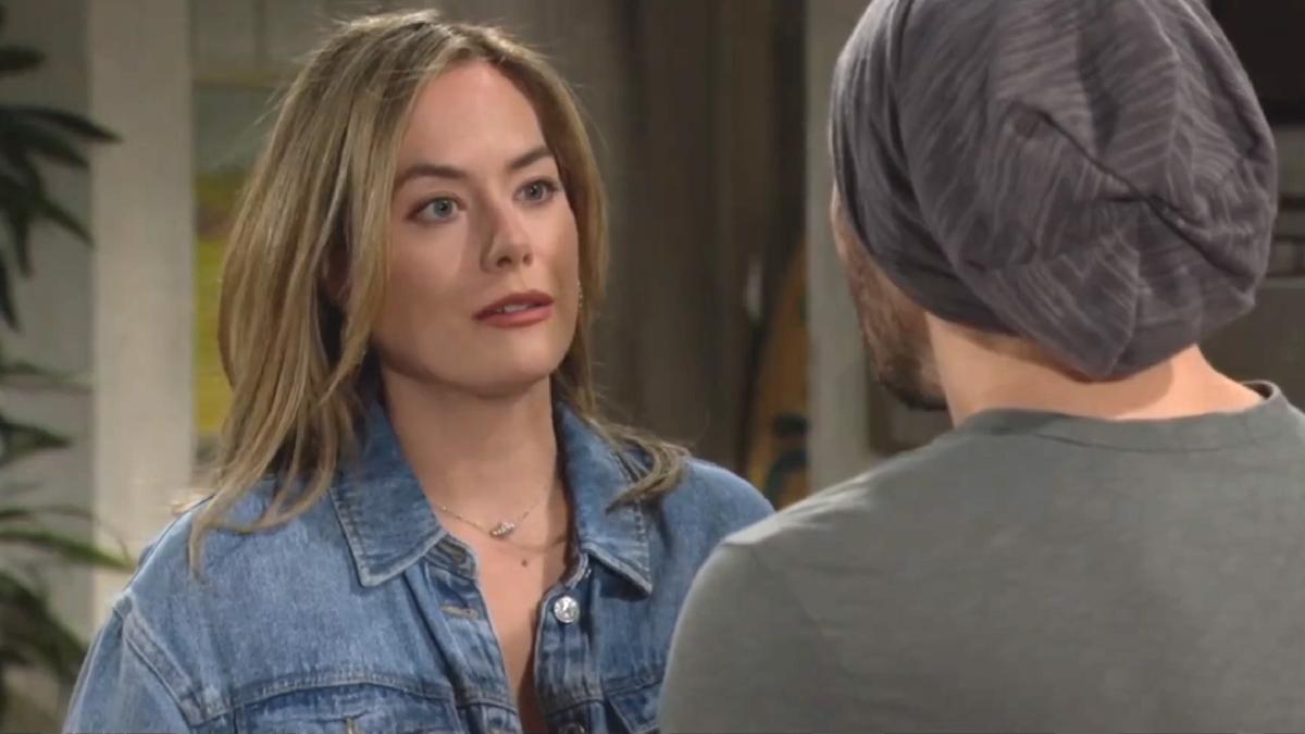 Hope (Annika Noelle) demande des explications à Liam. Amour, Gloire et Beauté/Top Models, épisode 9516 (1 mai 2025, CBS)