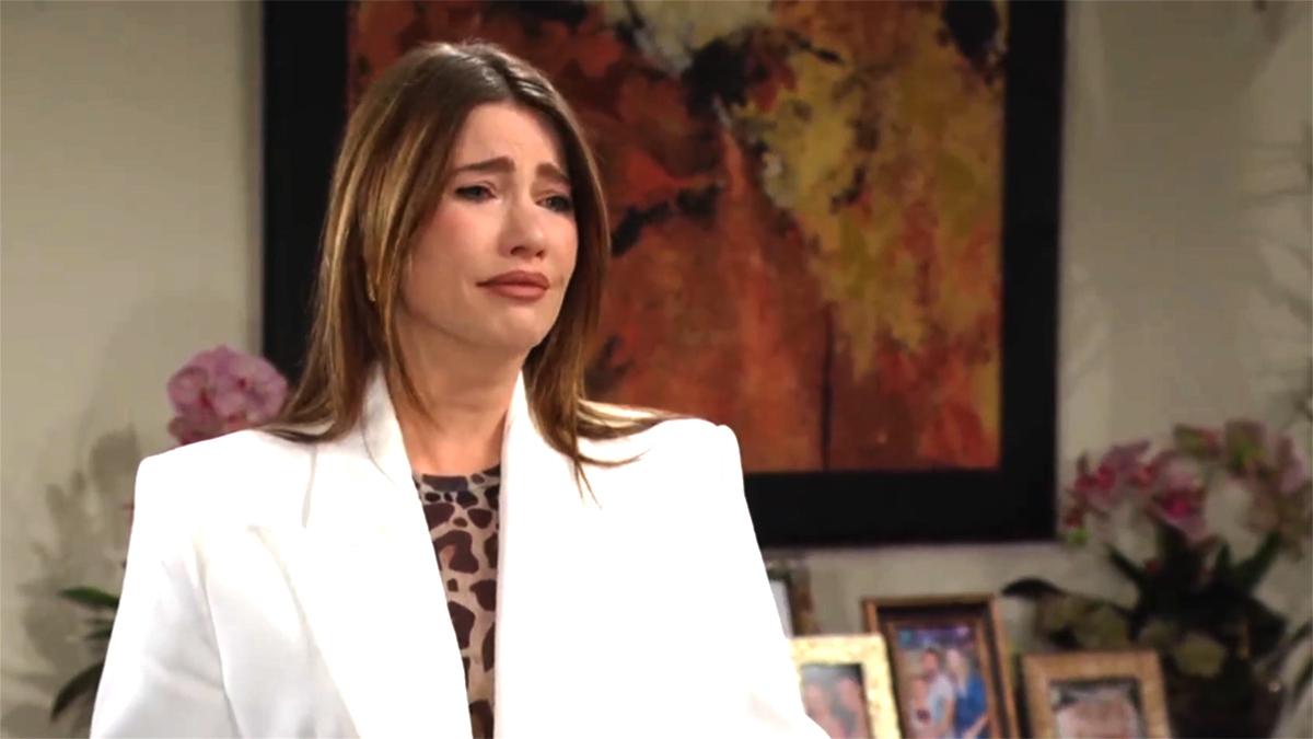 Il est devenu trop dur pour Steffy (Jacqueline MacInnes Wood) de garder le silence. Amour, Gloire et Beauté/Top Models, épisode 9520 (7 mai 2025, CBS)