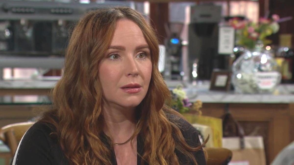 Mariah (Camryn Grimes) tient à s'en sortir seule. Les Feux de l'Amour, épisode 13185 (11 août 2025, CBS)