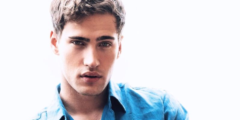 Amour, Gloire et Beauté / Top Models : Harrison Cone rejoint la série pour former le premier couple gay masculin