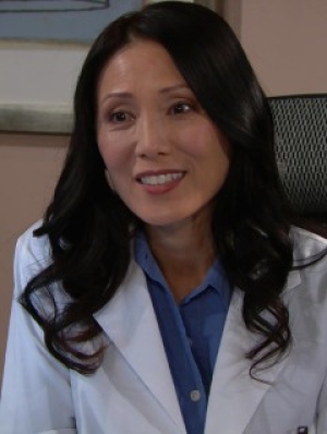 Docteur Lin, personnage dans Amour, Gloire et Beauté - Top Models