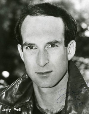 Dr. Hank Steele, personnage dans Les Feux de l'Amour
