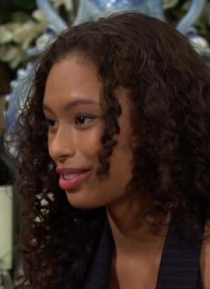 Toni , personnage dans Amour, Gloire et Beauté - Top Models
