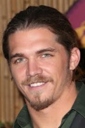 Malcolm (Nom Inconnu), personnage dans Amour, Gloire et Beauté - Top Models
