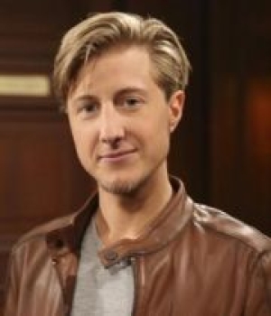 Nick , personnage dans Amour, Gloire et Beauté - Top Models