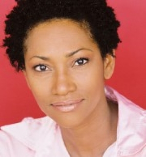 Julia (Nom Inconnu), personnage dans Les Feux de l'Amour