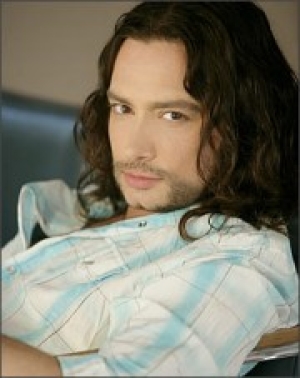 Constantine Parros, personnage dans Amour, Gloire et Beauté - Top Models