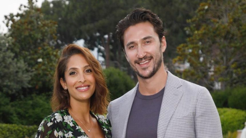 Christel Khalil de retour sur les plateaux de tournage des "Feux de l'Amour"