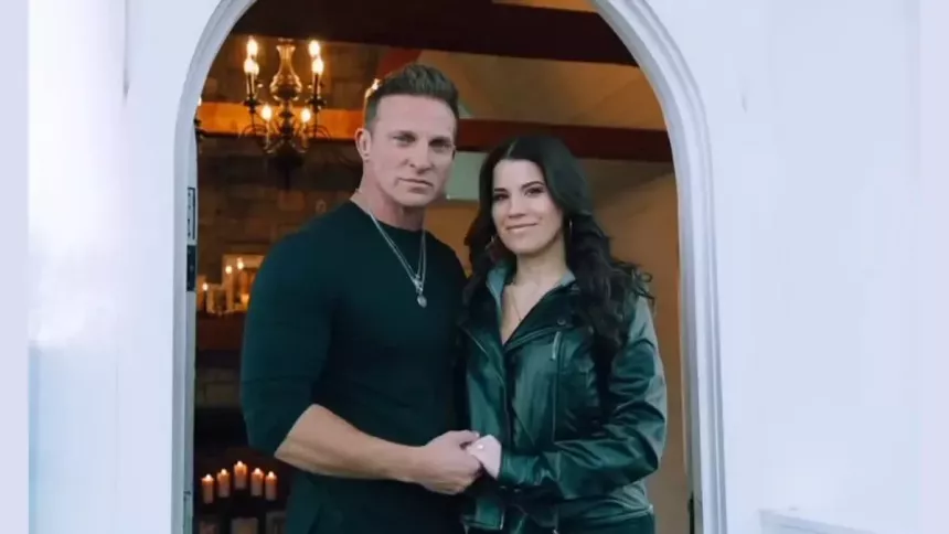 Steve Burton, star de General Hospital et ex Dylan McAvoy des Feux de l'Amour, annonce ses fiançailles !