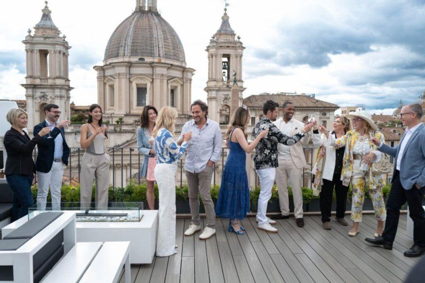 Amour, Gloire et Beauté en Italie : Tournages à Naples et Capri pour des épisodes exceptionnels en juillet 2025