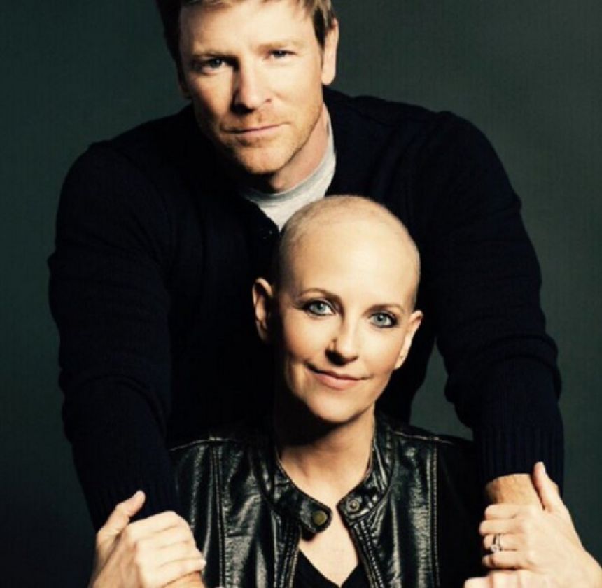Burgess Jenkins (ex William Abbott) annonce que sa femme est guérie !