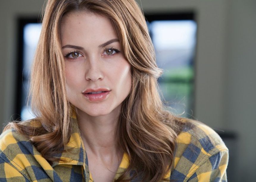 Lauriane Gilliéron (Miss Suisse 2005) de retour dans Amour, Gloire et Beauté - Top Models