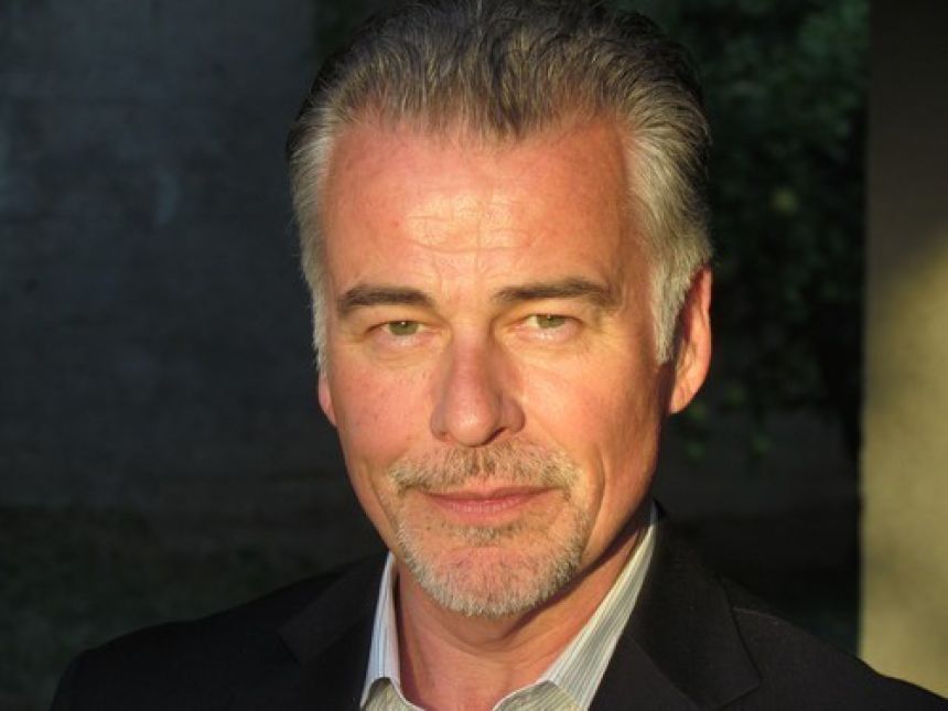 Ian Buchanan (James Warwick) de retour dans Amour, Gloire et Beauté – Top Models