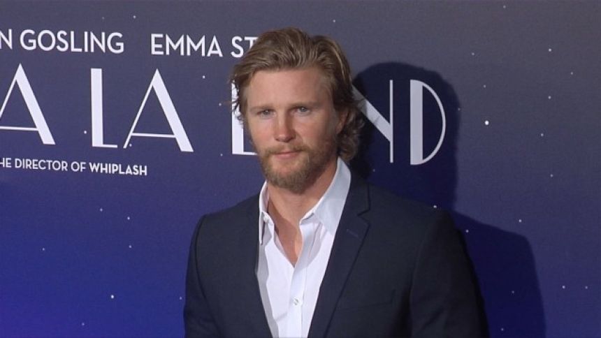 Thad Luckinbill (JT Hellstrom) de retour dans les Feux de l'Amour