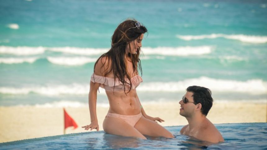 Jacqueline MacInnes Wood (Steffy Forrester dans Amour, Gloire et Beauté – Top Models) s'est fiancée