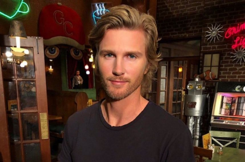 Thad Luckinbill de retour sur les plateaux de tournage des Feux de l'Amour