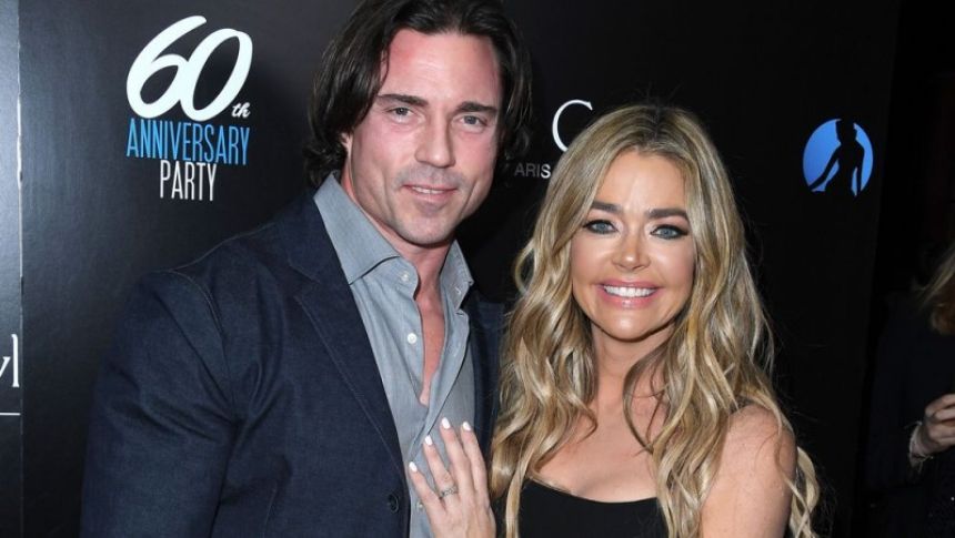 Amour, Gloire et Beauté - Top Models : Les secrets de tournage racontés par Denise Richards !