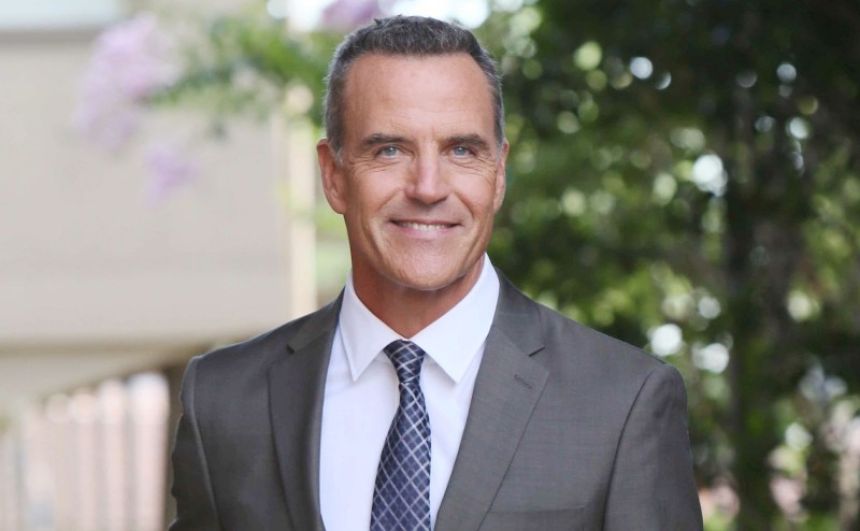 Richard Burgi (ex Karl Mayer dans Desperate Housewives) arrive dans les Feux de l'Amour