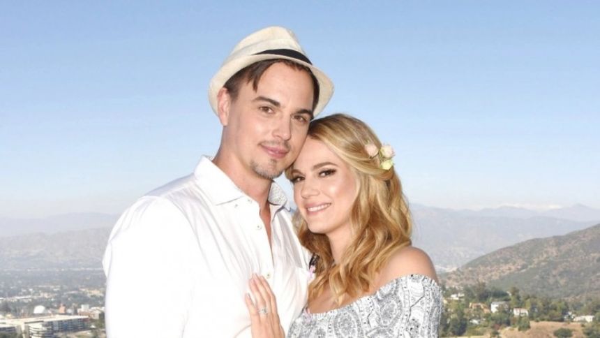 Carnet rose : Kelly Kruger (Mac des Feux de l'Amour) et Darin Brooks (Wyatt d'Amour, Gloire et Beauté) attendent leur deuxième enfant