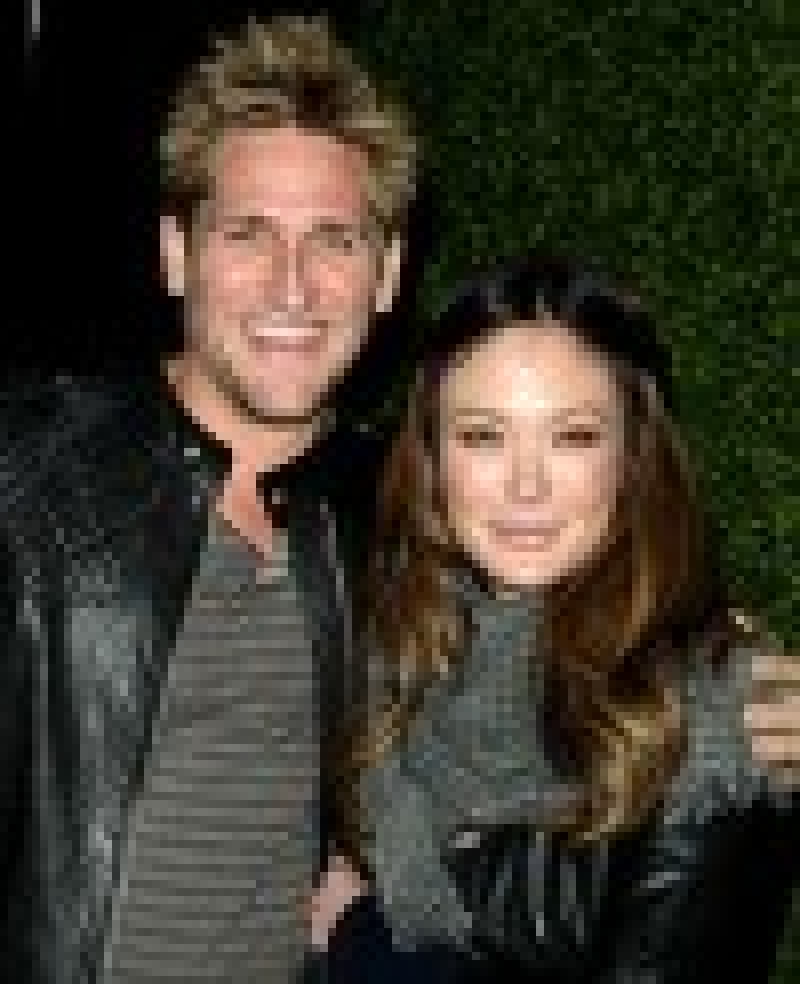 Carnet Rose : Lindsay Price est maman!