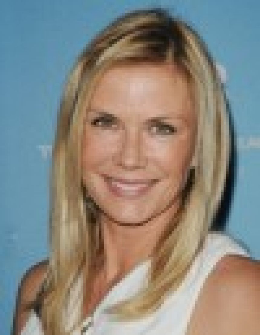 Katherine Kelly Lang a signé !