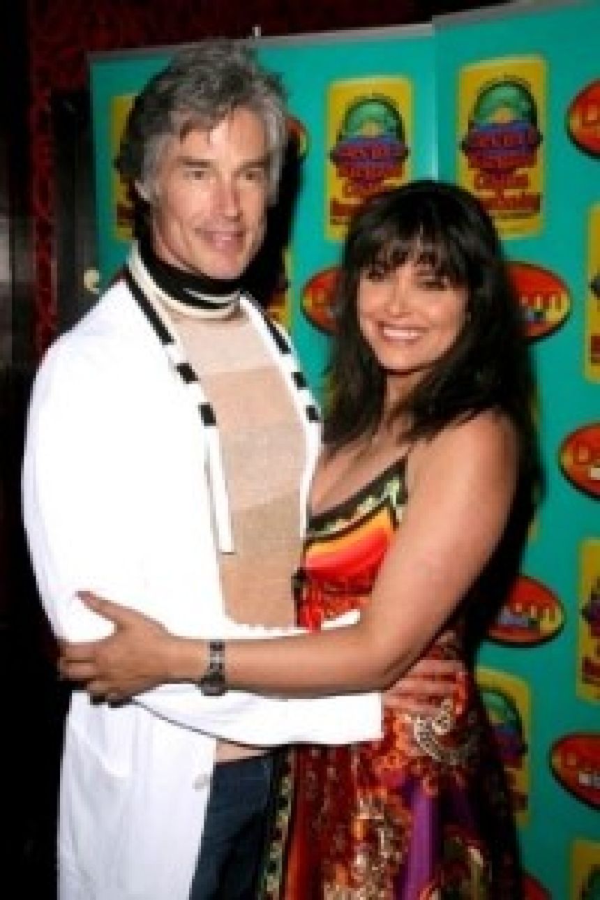 Ronn Moss se fiance !