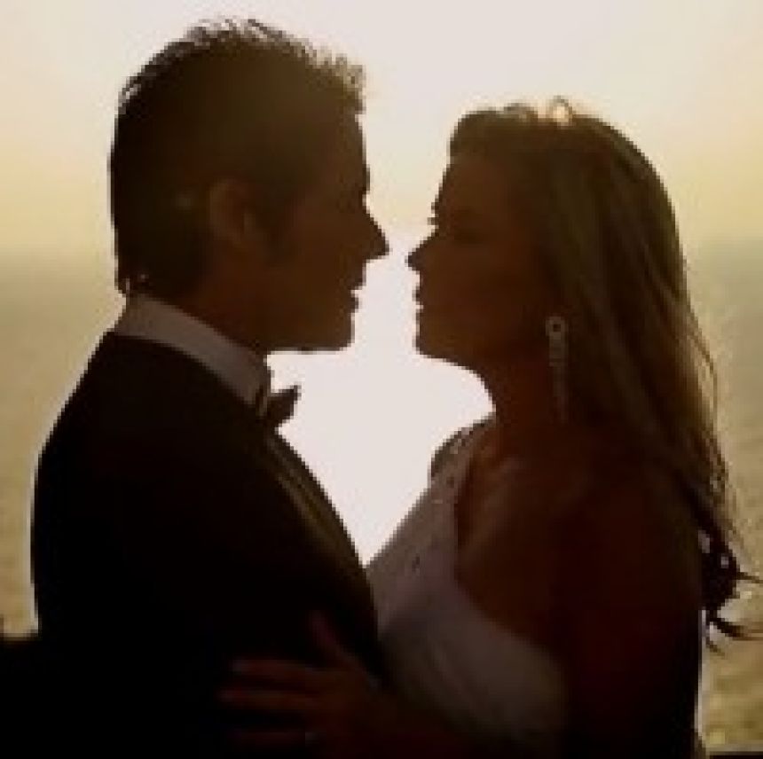 Ronn Moss et Katherine Kelly Lang égéries d'une (vraie) marque de haute couture