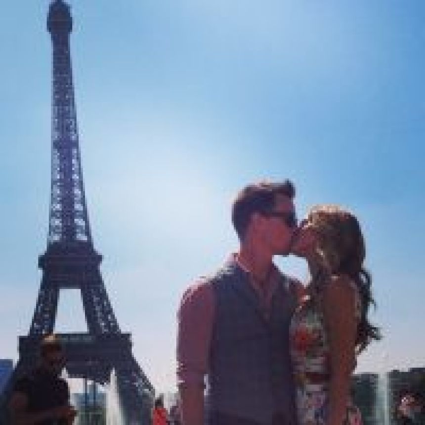 Carnet Blanc : Darin Brooks vient de faire sa demande !