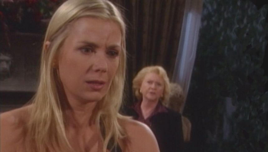 Stephanie (Susan Flannery)  connaissait très bien Brooke (Katherine Kelly Lang)... Amour, Gloire et Beauté/Top Models,
                     épisode 8732 (22 mars 2022,
CBS)