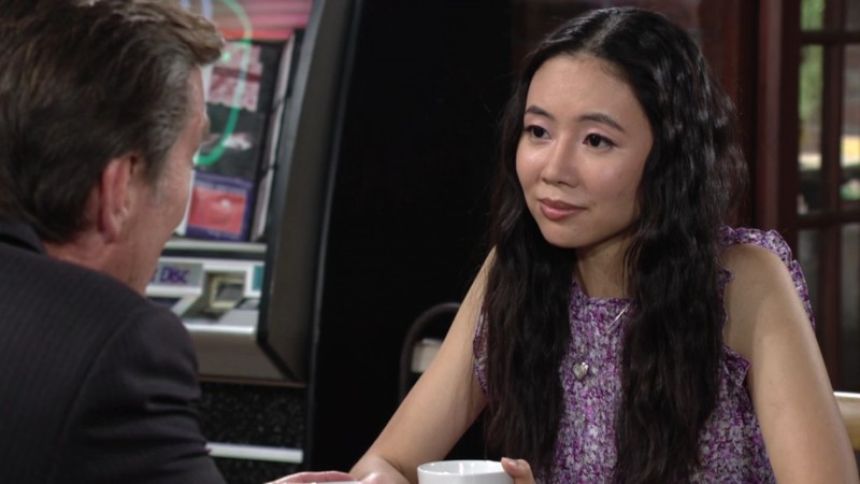 Allie (Kelsey Wang) apprécie le soutien de Jack. Les Feux de l'Amour,
épisode 9126 (2 janvier 2025,
TF1)