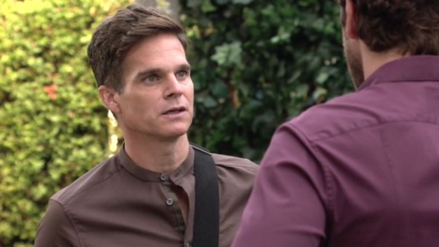 Kevin (Greg Rikaart) fait progresser l'enquête. Les Feux de l'Amour,
épisode 12421 (5 août 2022,
CBS)