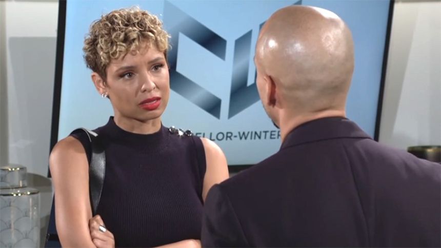 Elena (Brytni Sarpy) s'inquiète pour Nate et Devon. Les Feux de l'Amour,
épisode 12424 (10 août 2022,
CBS)