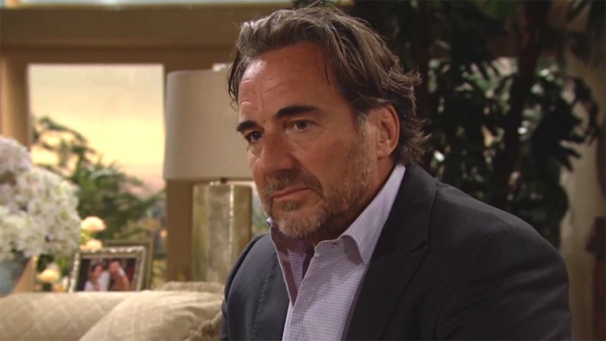 Ridge (Thorsten Kaye) est profondément déçu par Brooke. Top Modèles,
                     épisode 8864 (4 août 2023,
TVA)