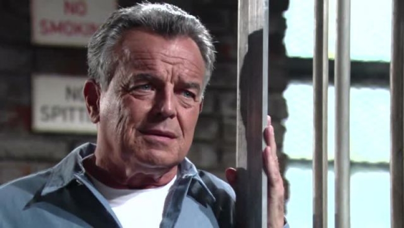 Ian (Ray Wise) attendait le retour de Victor. Les Feux de l'Amour,
                     épisode 10895 (7 mars 2024,
TVA)