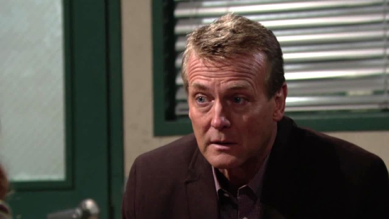 Paul (Doug Davidson) obtient quelques réponses de la part de sa sœur. Les Feux de l'Amour,
                     épisode 11038 (24 septembre 2024,
TVA)
