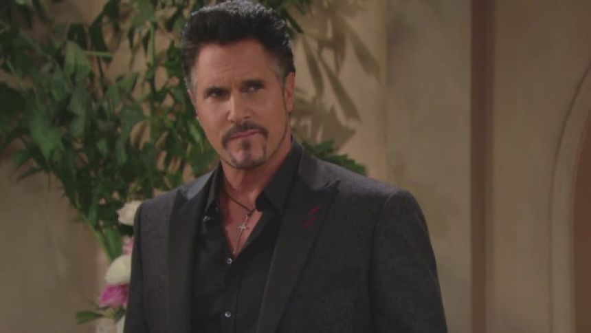 Bill (Don Diamont) commence à se poser des questions… Amour, Gloire et Beauté,
épisode 7450 (7 mai 2018,
TF1PLUS)